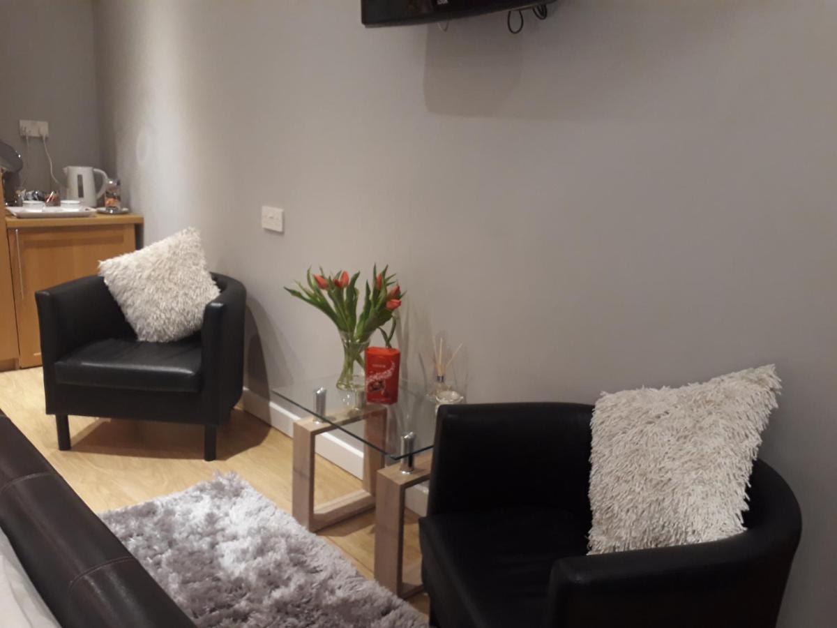 Coast 77 B&B Poole Εξωτερικό φωτογραφία