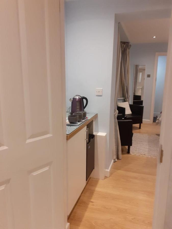 Coast 77 B&B Poole Εξωτερικό φωτογραφία