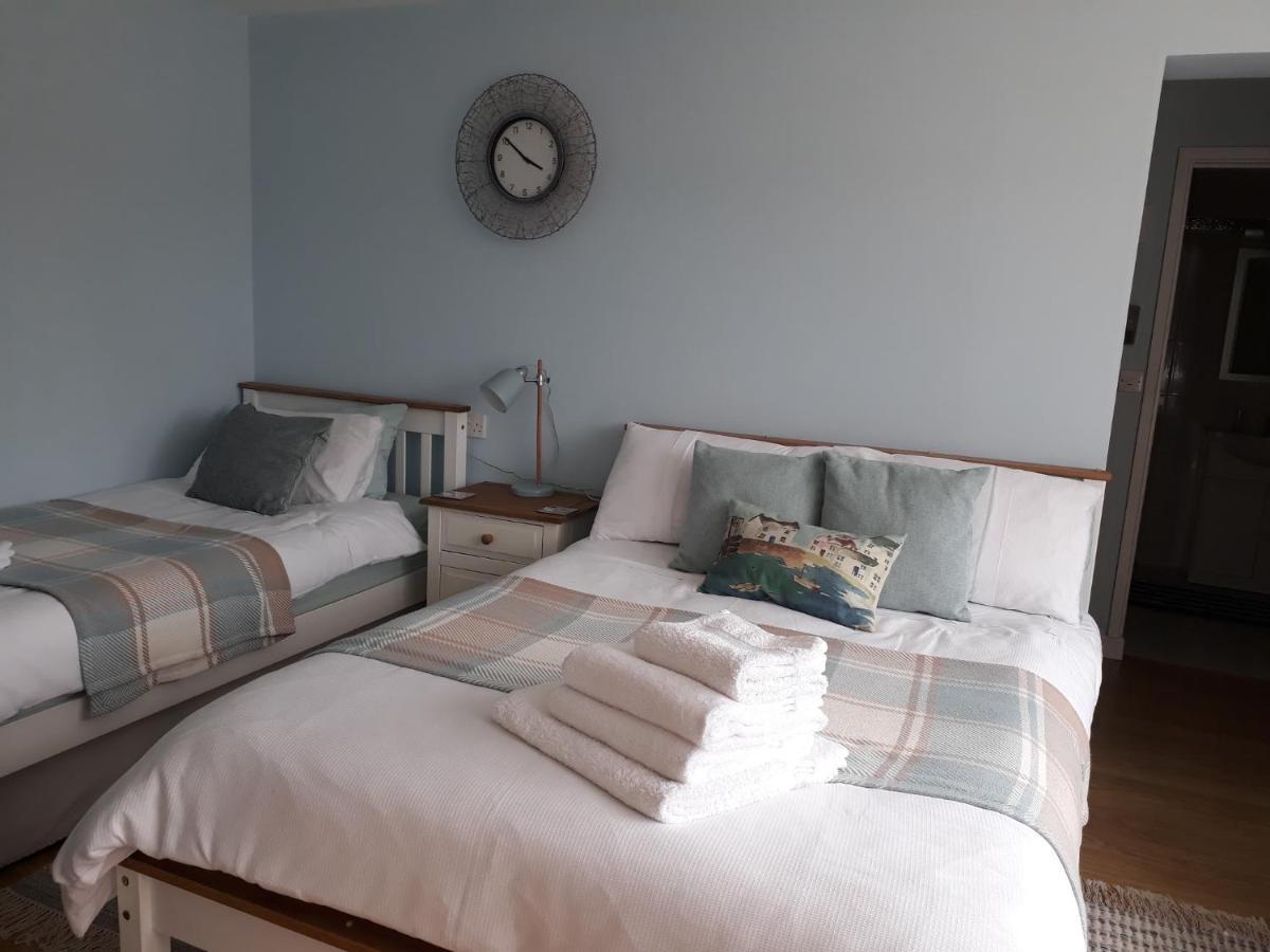 Coast 77 B&B Poole Εξωτερικό φωτογραφία