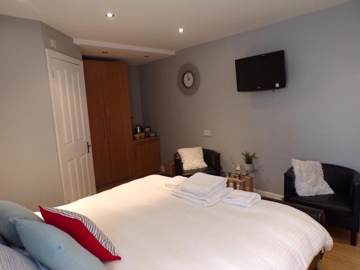 Coast 77 B&B Poole Εξωτερικό φωτογραφία